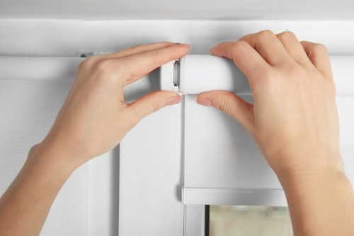 Instalador de cortinas roller en Quilicura.